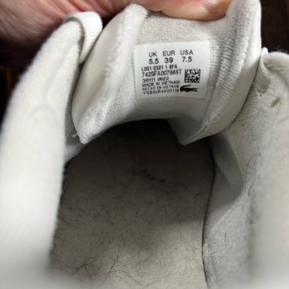 👟Lacoste Leather Sneakers - Picture 9 of 11
